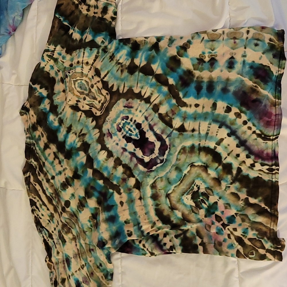 Tye dye t shirt - Picture 2 of 2
